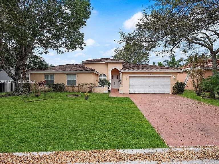 Coconut Creek home before as-is cash sale