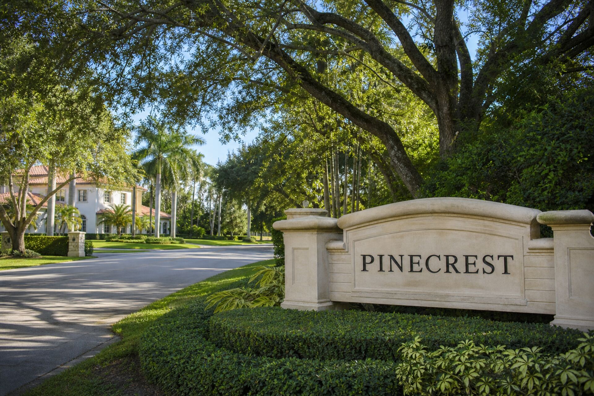 Welcome sign at the entrance to Pinecrest, Florida
